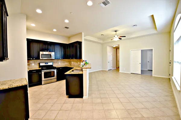 $1,795 | 1900 Little Elm Trail, Unit 9, Cedar Park, TX 78613