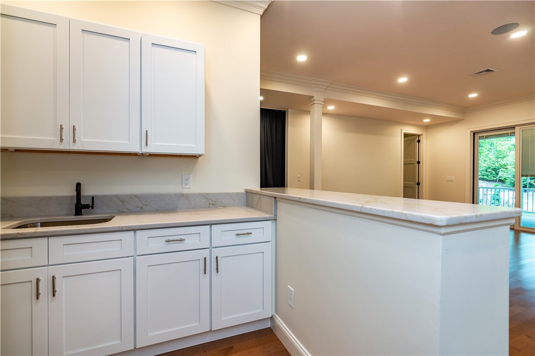 15 Hampton Road, Unit 20 Coventry, RI 02816 - Photo 36 of 50
