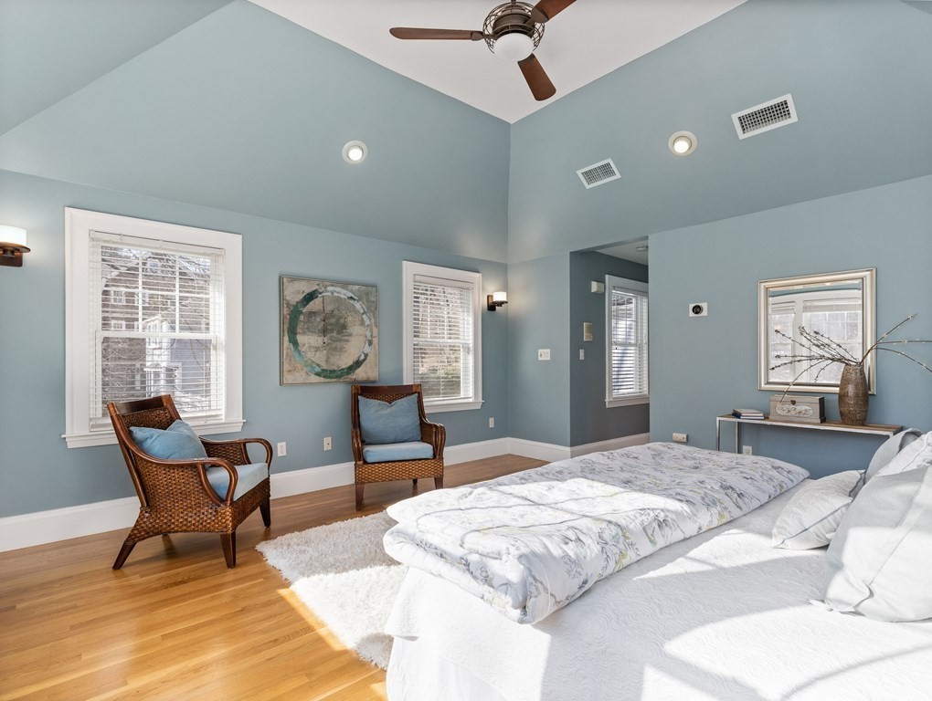 48 Hundreds Road Wellesley, MA 02481 - Photo 18 of 32