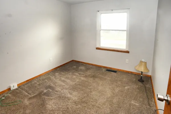 $260,000 | 3621 Kingsway Drive, Crown Point, IN 46307