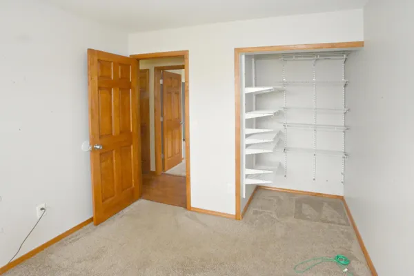 $260,000 | 3621 Kingsway Drive, Crown Point, IN 46307