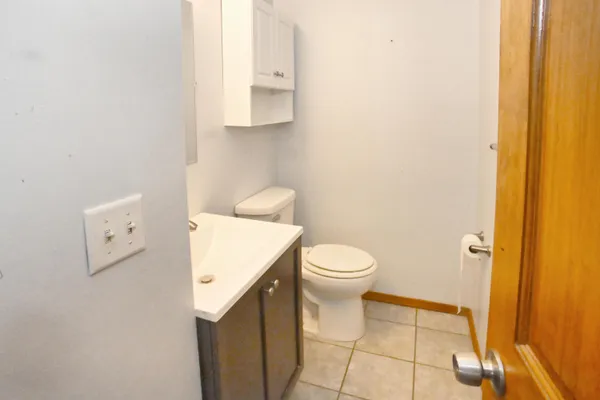 $260,000 | 3621 Kingsway Drive, Crown Point, IN 46307