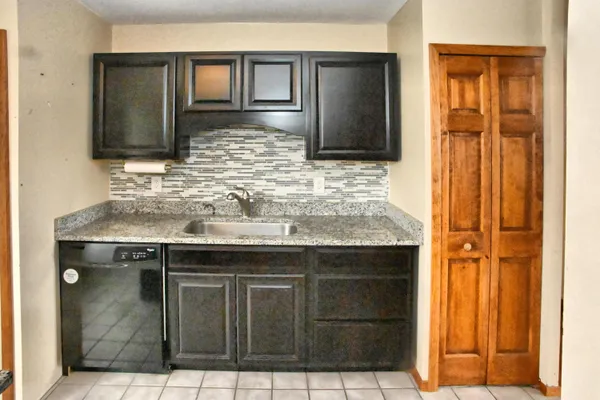 $260,000 | 3621 Kingsway Drive, Crown Point, IN 46307