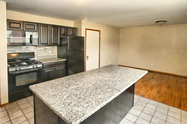 $260,000 | 3621 Kingsway Drive, Crown Point, IN 46307