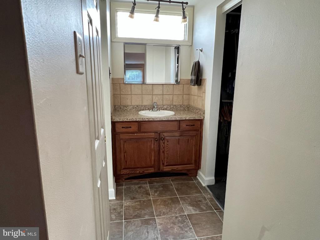 1180 Weber Road Warminster, PA 18974 - Photo 15 of 16