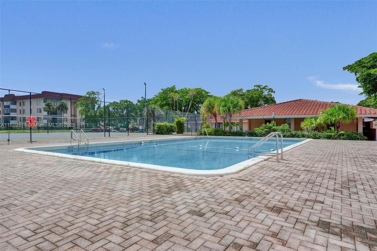 4026 Inverrary Drive, Unit 8A Lauderhill, FL 33319 - Photo 44 of 50 a view of a basket ball ground