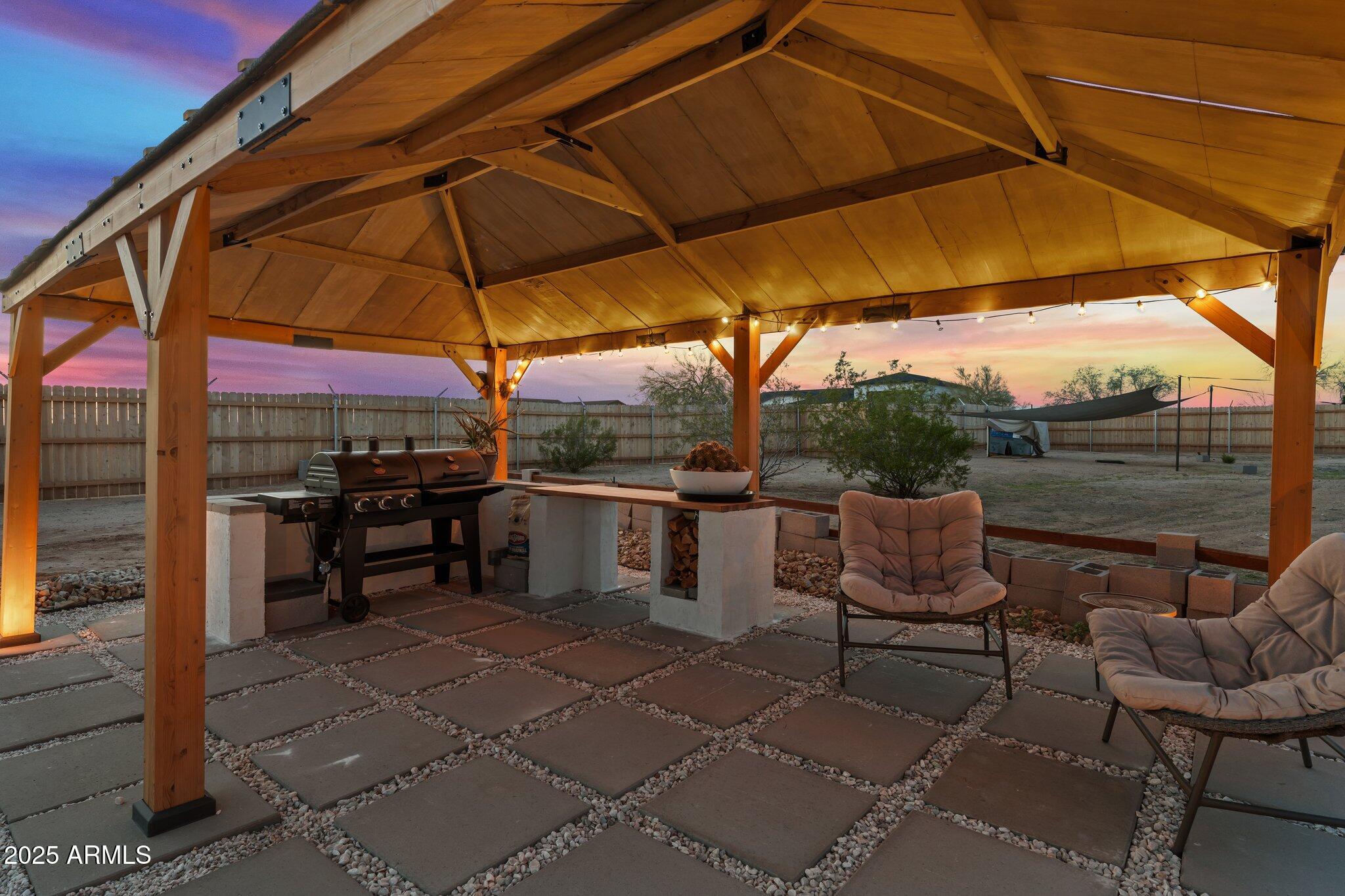 21218 West Sleepy Ranch Road Wittmann, AZ 85361 - Photo 7 of 49 Gallery Image 7