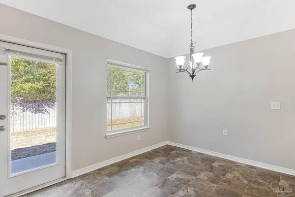 a view of empty room with window