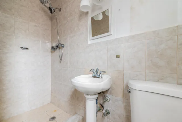 $349,000 | 81-29 156th Avenue, Unit 4 | Lindenwood