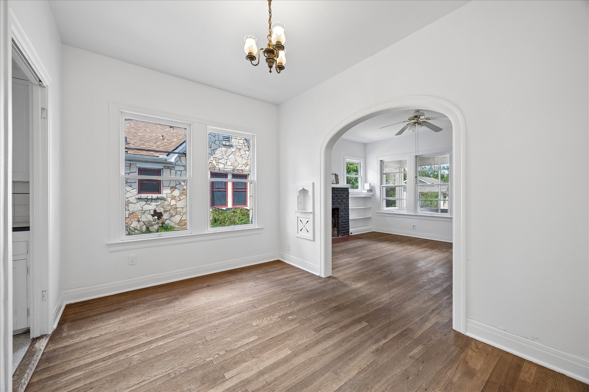 3906 Becker Avenue Austin, TX 78751 - Photo 9 of 11