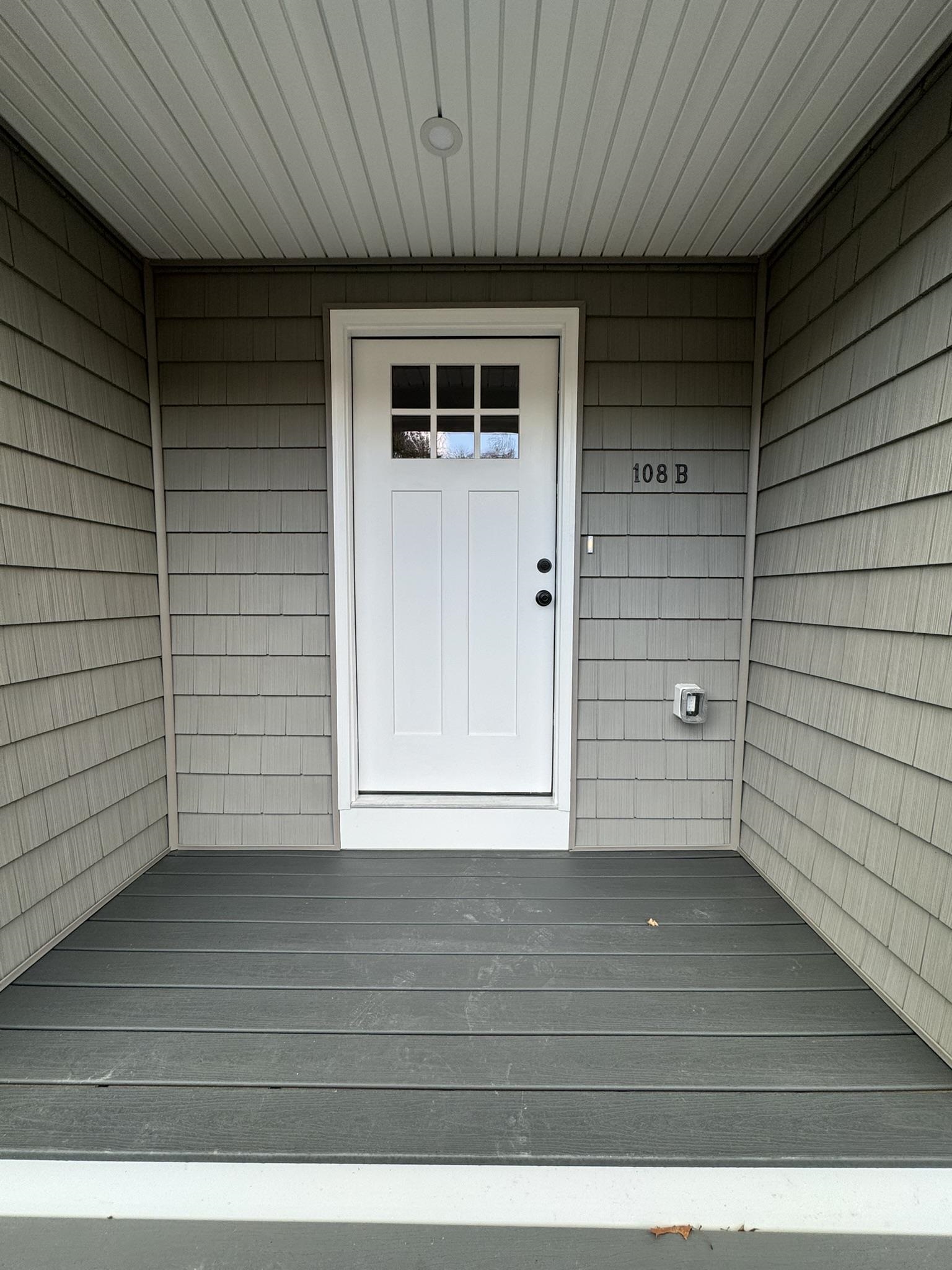 108 Mammoth Road, Unit B Hooksett, NH 03106 - Photo 3 of 25