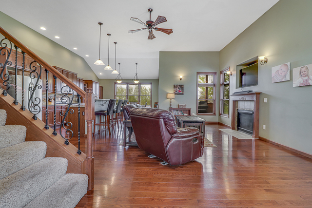 2301 Heather Ridge Drive Normal, IL 61761 - Photo 3 of 46