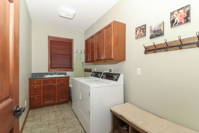 2301 Heather Ridge Drive Normal, IL 61761 - Photo 23 of 46