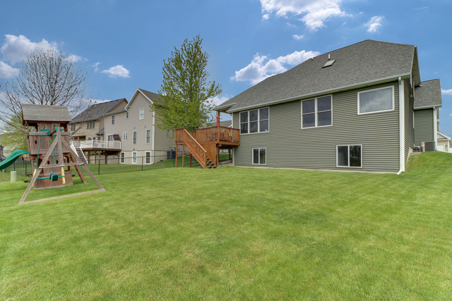 2301 Heather Ridge Drive Normal, IL 61761 - Photo 44 of 46