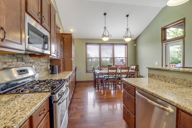 2301 Heather Ridge Drive Normal, IL 61761 - Photo 10 of 46