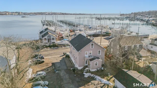 $1,700 | 113 Pequot Avenue, Unit 3, New London, CT 06320