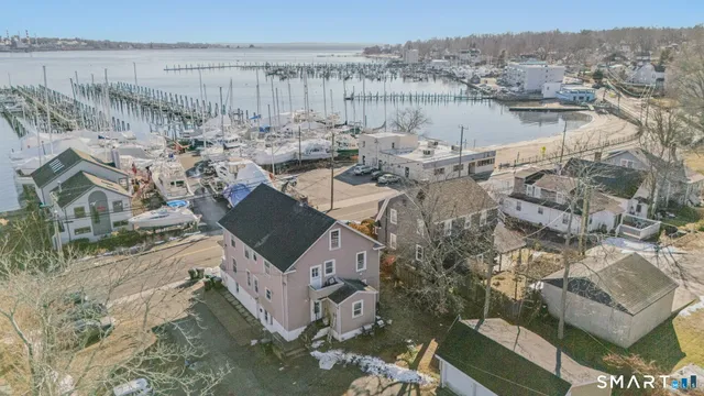 $1,700 | 113 Pequot Avenue, Unit 3, New London, CT 06320