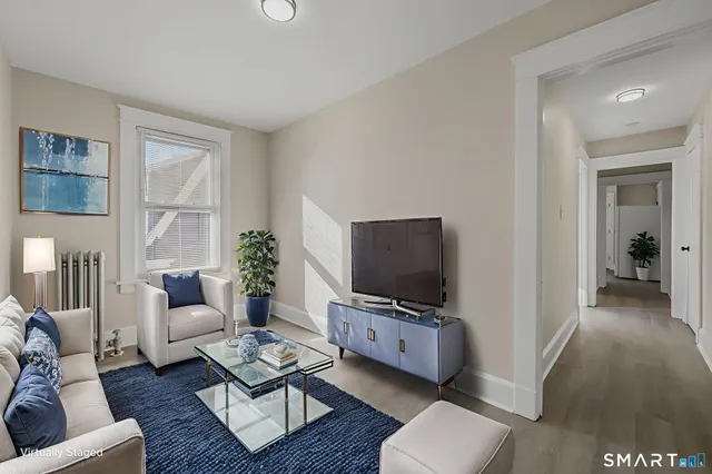 $1,700 | 113 Pequot Avenue, Unit 3, New London, CT 06320