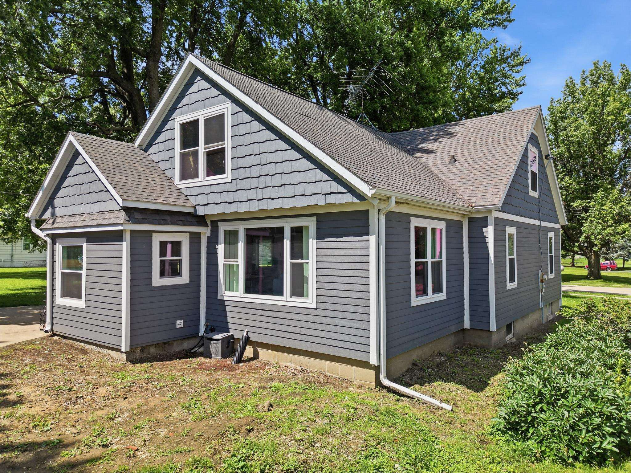 210 North Main Coleta, IL 61081 - Photo 39 of 40