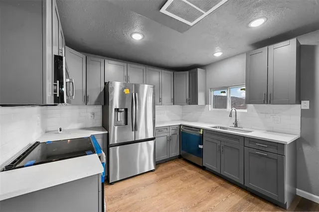 $2,290 | 10430 Las Brisas Drive, Dallas, TX 75243