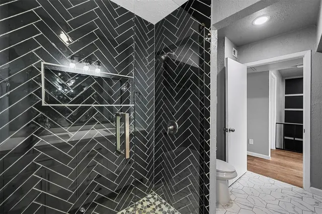 $2,290 | 10430 Las Brisas Drive, Dallas, TX 75243