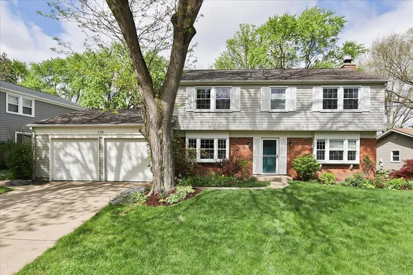 $575,000 | 174 Timber Hill Road, Buffalo Grove, IL 60089