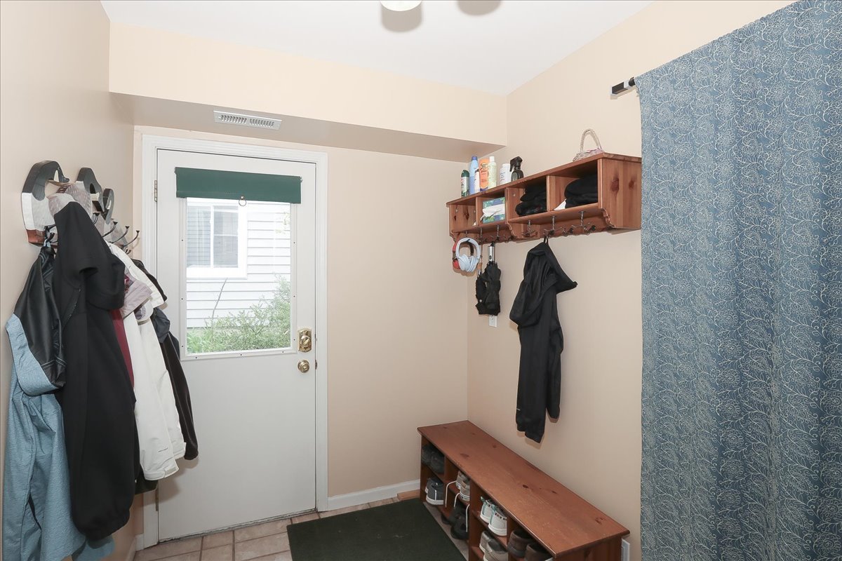 174 Timber Hill Road Buffalo Grove, IL 60089 - Photo 18 of 38