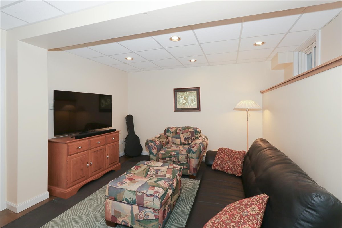 174 Timber Hill Road Buffalo Grove, IL 60089 - Photo 30 of 38