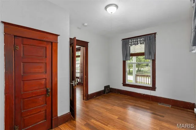 $130,000 | 204 North Railroad Street, Medora, IL 62063