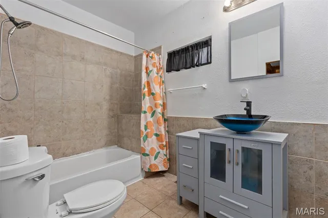 $130,000 | 204 North Railroad Street, Medora, IL 62063