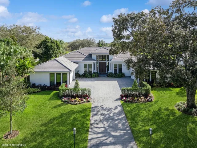 $5,500,000 | 8533 North Native Dancer Road, Palm Beach Gardens, FL 33418