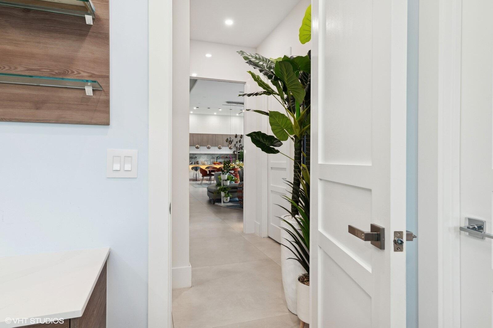 8533 North Native Dancer Road Palm Beach Gardens, FL 33418 - Photo 36 of 61 69_8533NativeDancerRdE_2069_Large