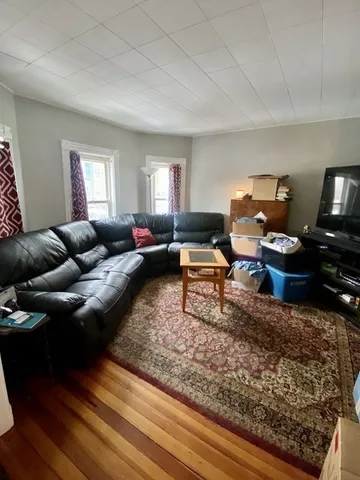 $2,925 | 110 Crescent Avenue, Unit 1, Melrose, MA 02176