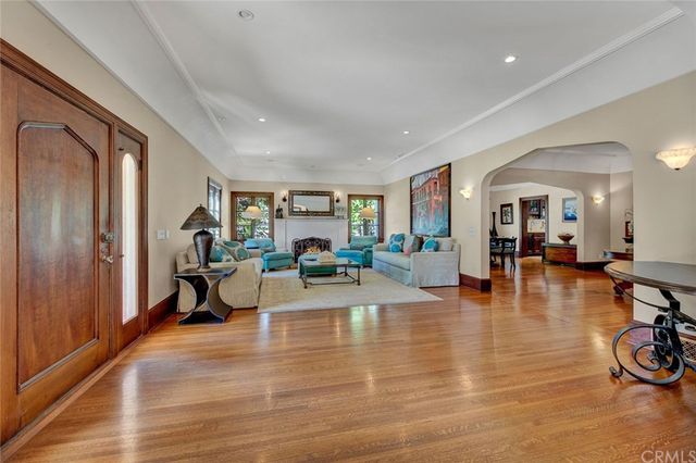 $3,200,000 | 274 Argonne Avenue, Long Beach, CA 90803