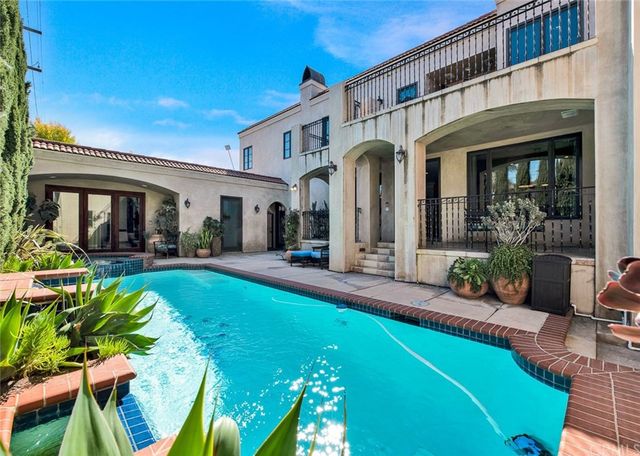 $3,200,000 | 274 Argonne Avenue, Long Beach, CA 90803