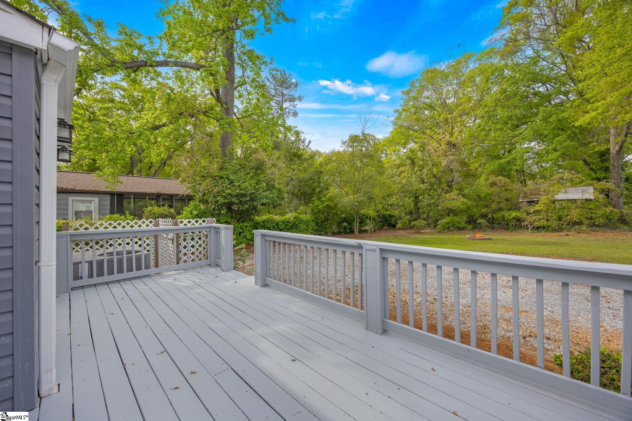 6 Pleasant Ridge Avenue Greenville, SC 29605 - Photo 25 of 34