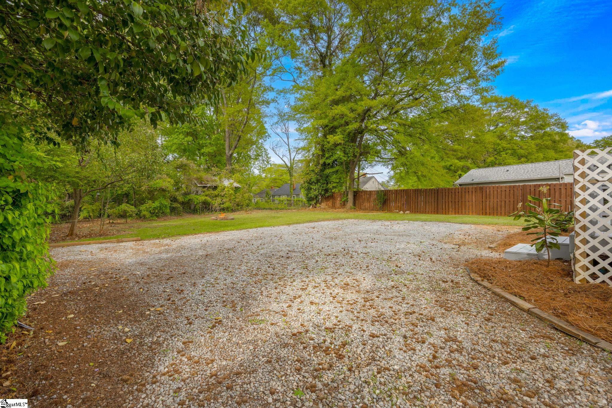 6 Pleasant Ridge Avenue Greenville, SC 29605 - Photo 26 of 34