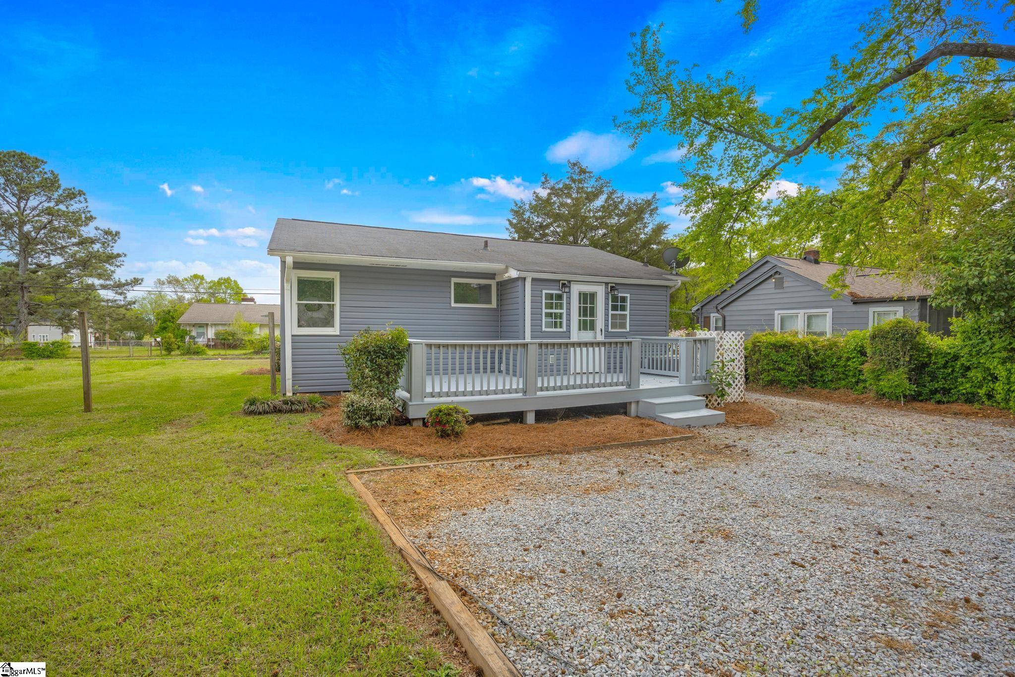 6 Pleasant Ridge Avenue Greenville, SC 29605 - Photo 27 of 34