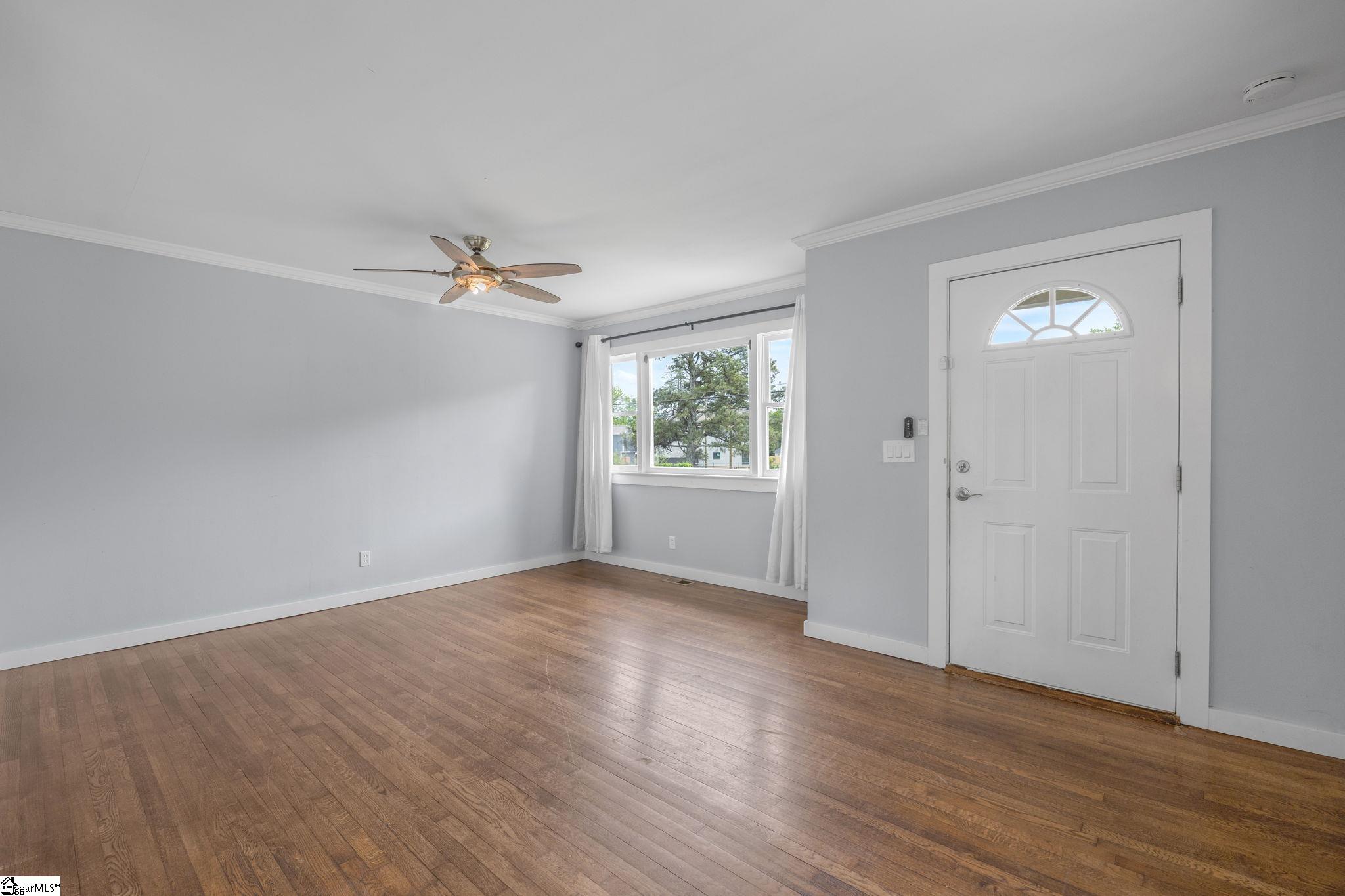 6 Pleasant Ridge Avenue Greenville, SC 29605 - Photo 8 of 34