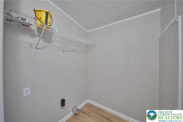 a close up of a shower