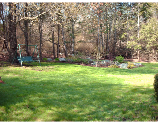 8 Riverview Road Gloucester, MA 01930 - Photo 4 of 14 Gallery Image 4