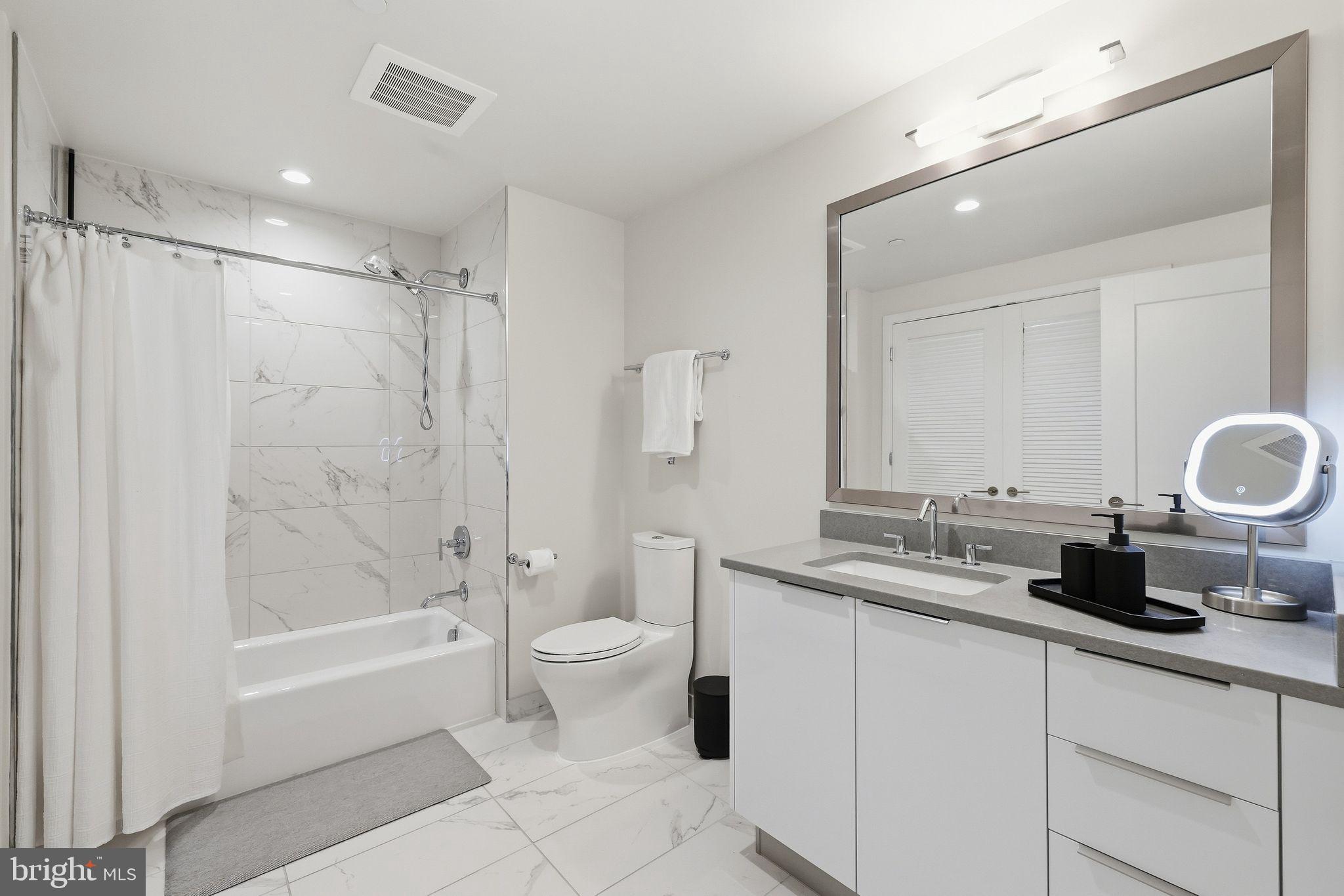 45 Sutton Square Southwest, Unit 706 Washington, DC 20024 - Photo 31 of 55 Gallery Image 31