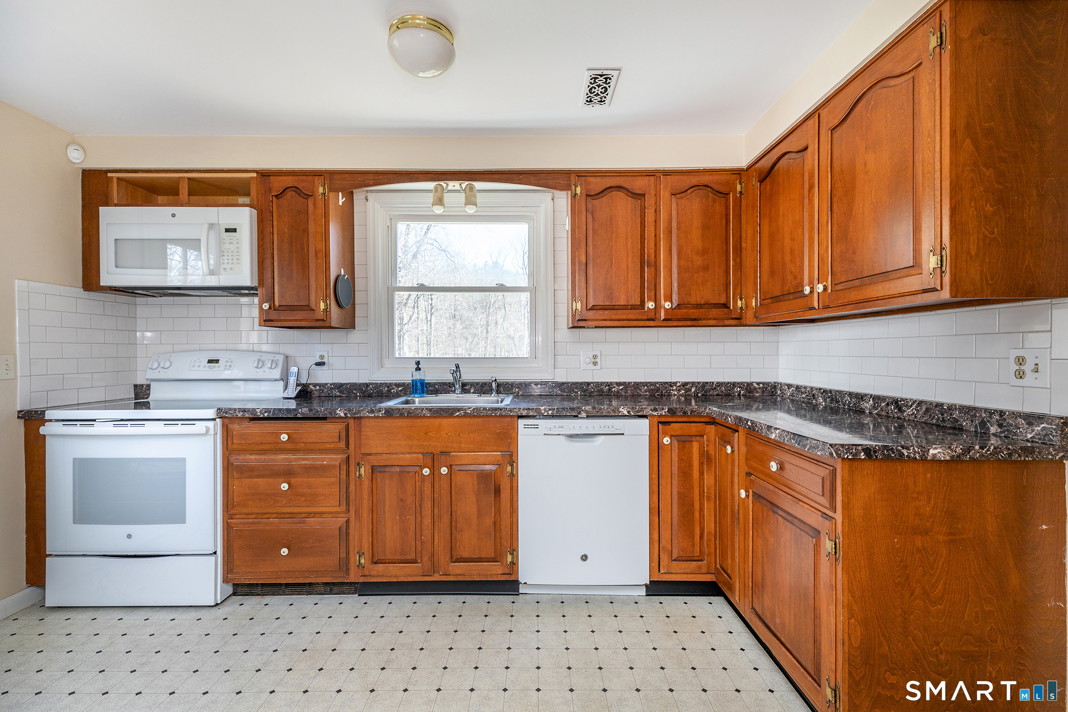 120 Sharon Valley Road Sharon, CT 06069 - Photo 9 of 20