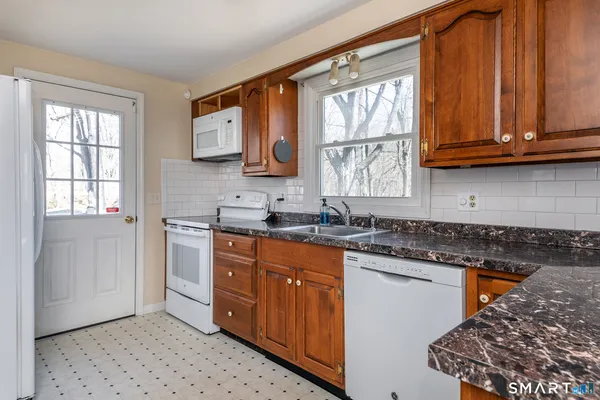 $535,000 | 120 Sharon Valley Road, Sharon, CT 06069