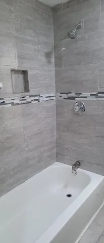 $2,300 | 38 Glenham Street, Providence, RI 02907