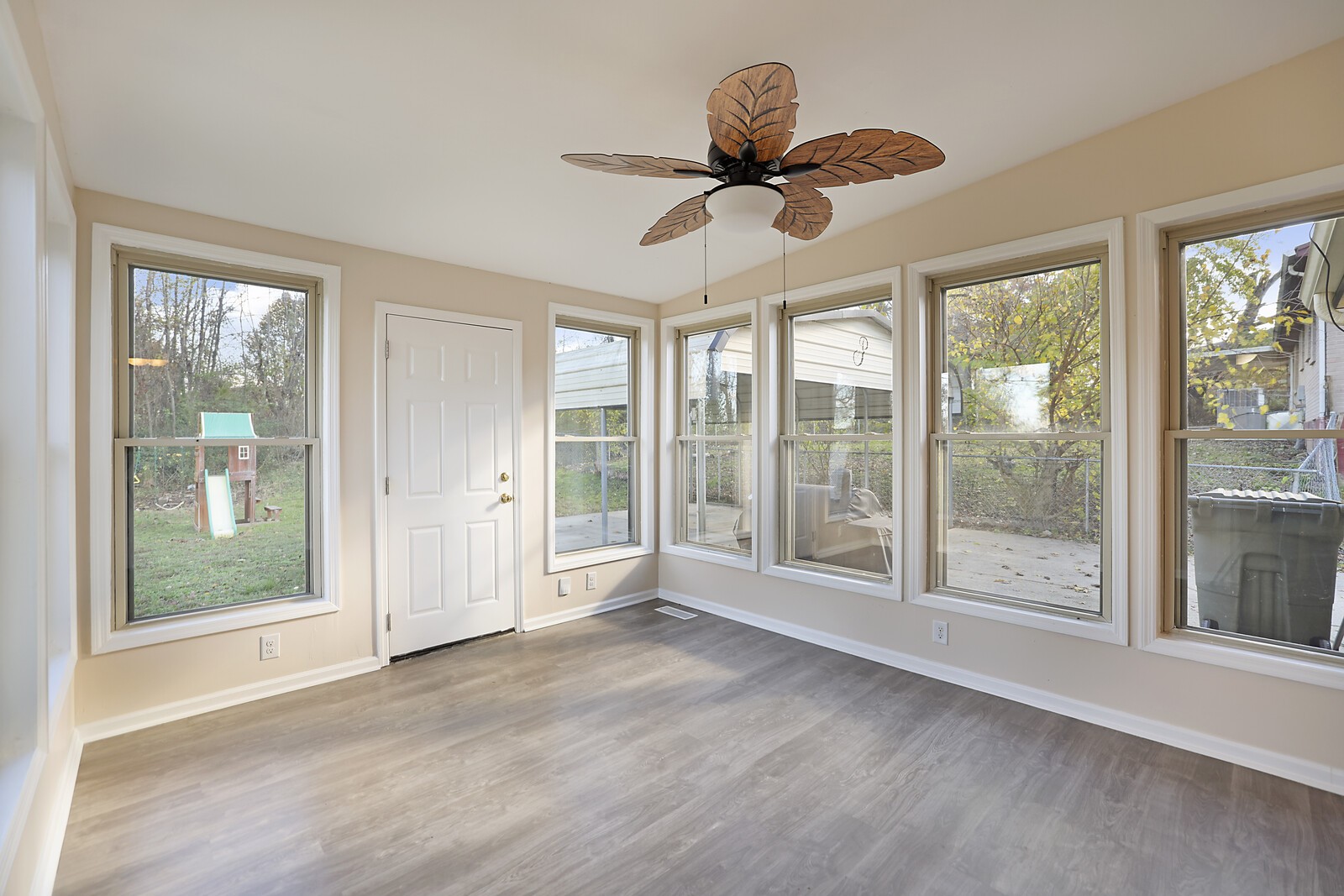 704 Hayes Street Springfield, TN 37172 - Photo 14 of 33 Gallery Image 14