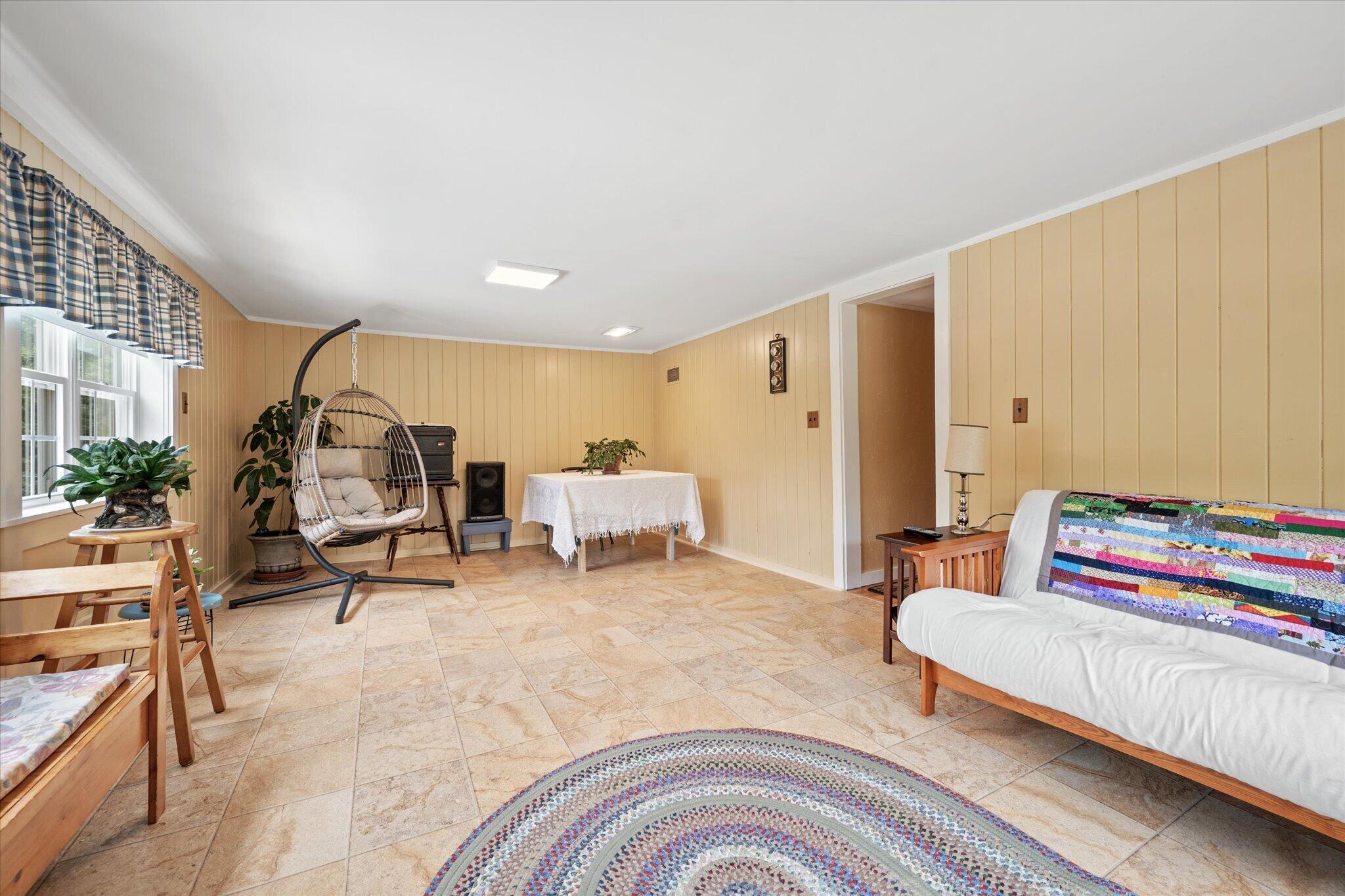 1224 Dover Road Garland, ME 04939 - Photo 26 of 73 Family / Sun Room
