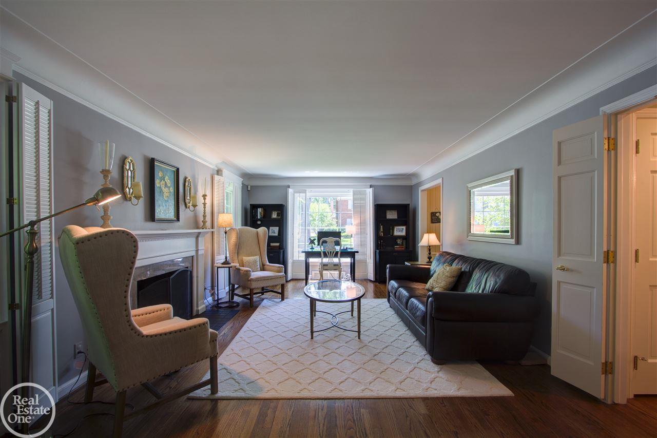 1130 South Oxford Road Grosse Pointe, MI 48236 - Photo 21 of 48 31350591-20.JPG