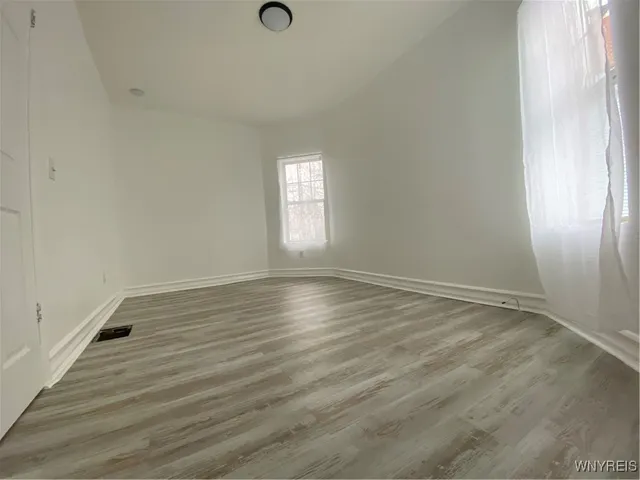 $1,000 | 244 Purdy Street, Buffalo, NY 14208