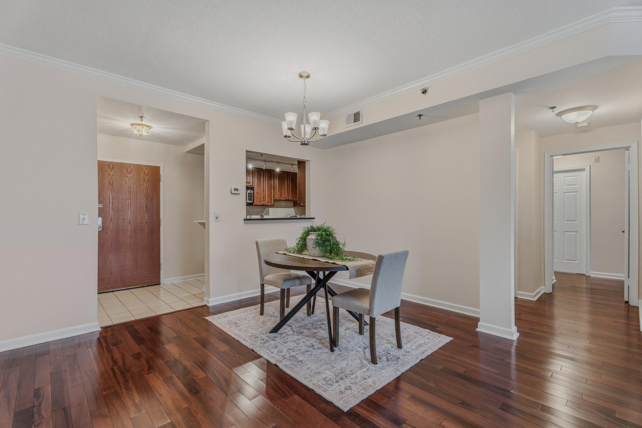 960 Fell Street, Unit 308 Baltimore, MD 21231 - Photo 13 of 38 Dining area